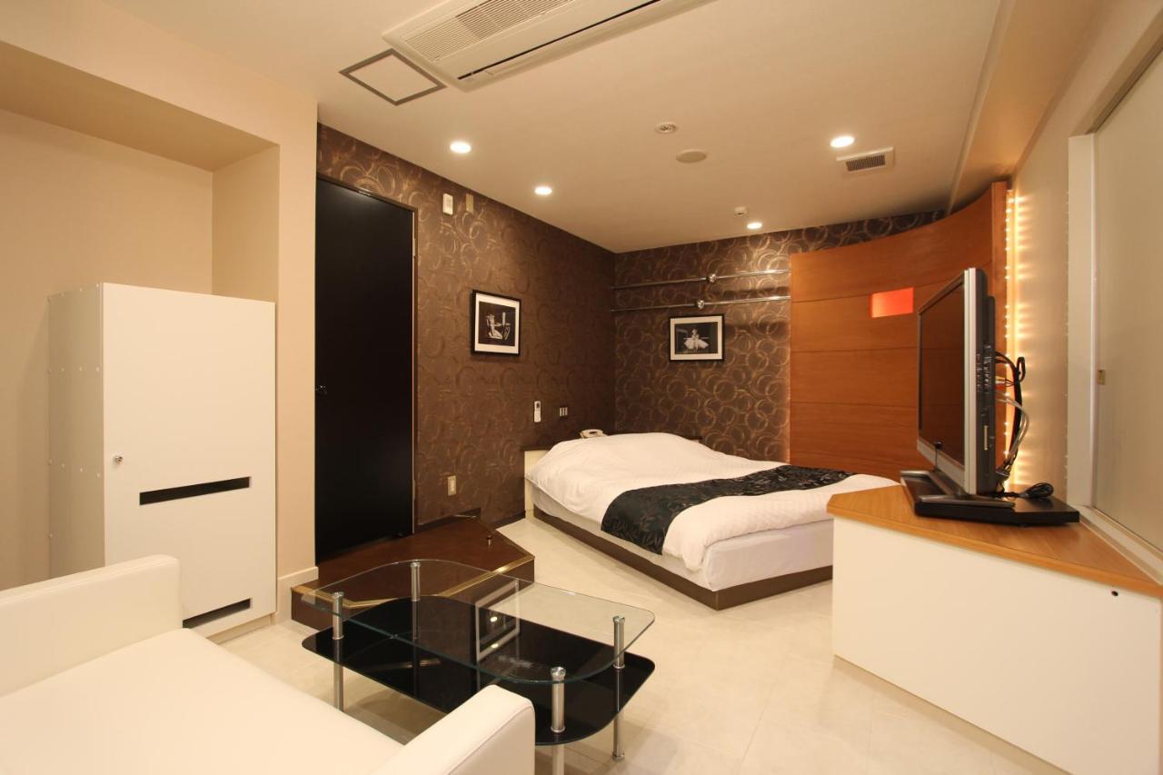 Hotel Hand'S Tokyo (Adults Only) Екстер'єр фото